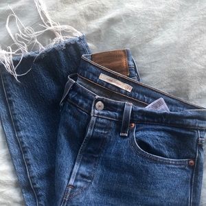 Levi wedgie straight